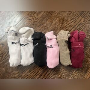 Lot of 6 Pairs of Nike Dri-Fit Crew Basketball Socks Size Medium